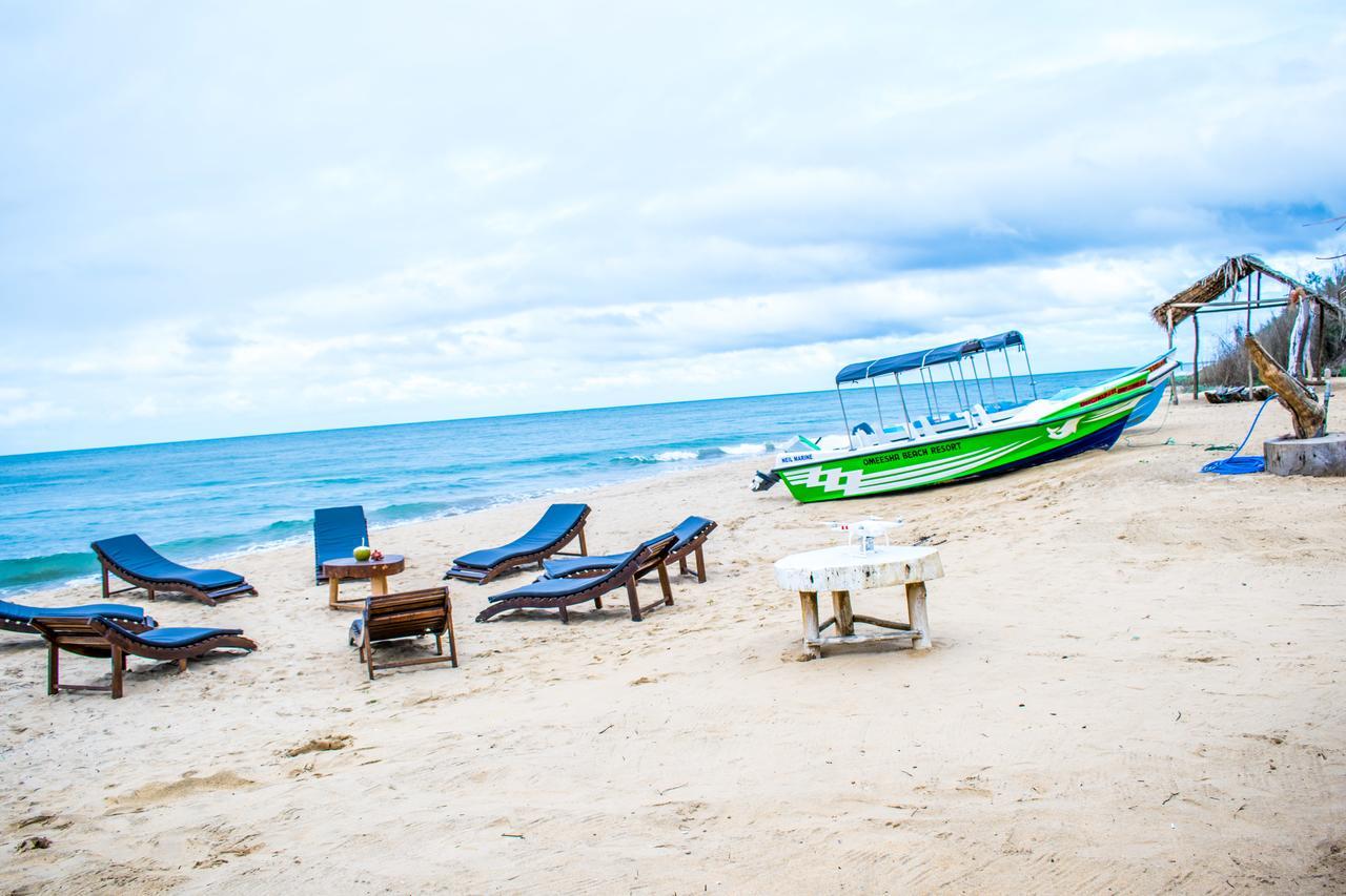 Omeesha Beach Hotel Калпития Екстериор снимка