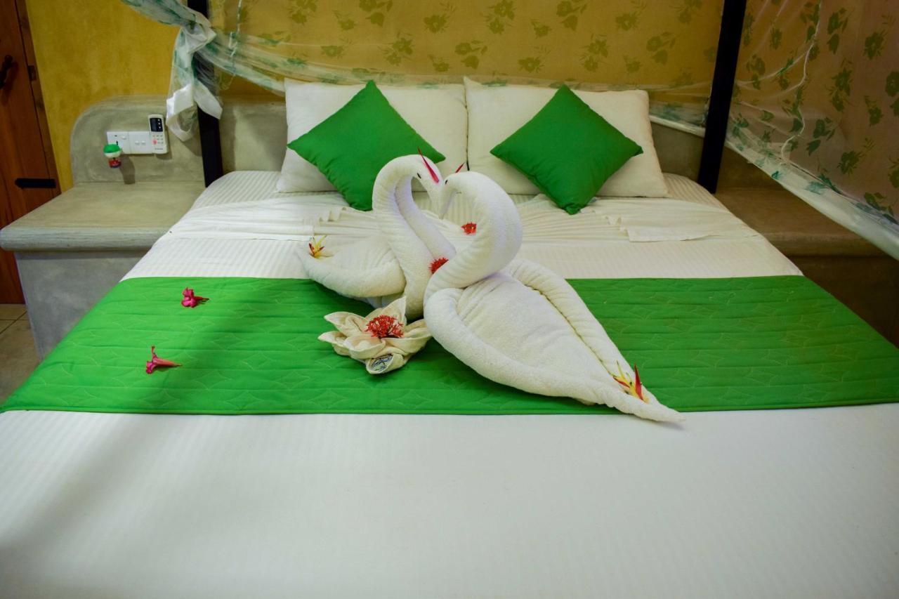 Omeesha Beach Hotel Калпития Стая снимка